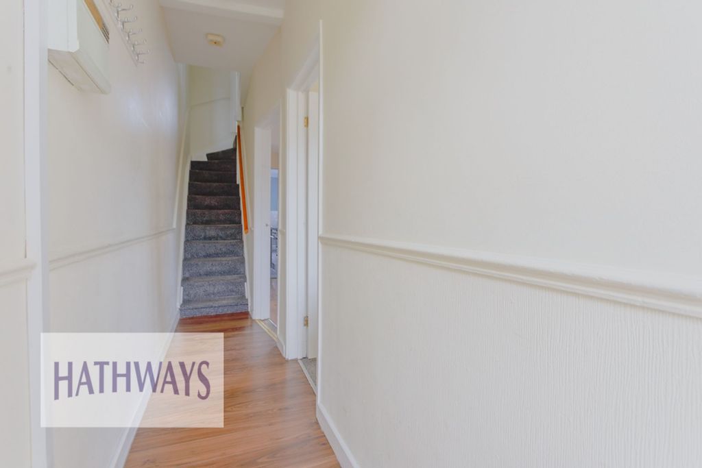 Property photo 3 of 35