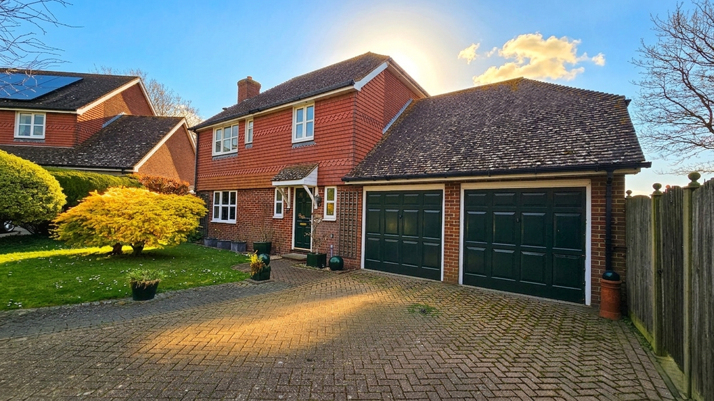 Property photo 1 of 30