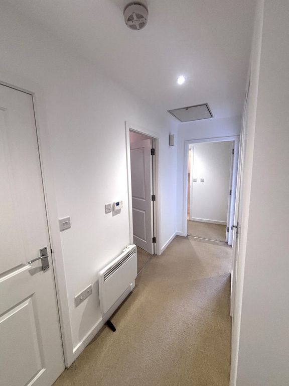 Property photo 2 of 11 Photo