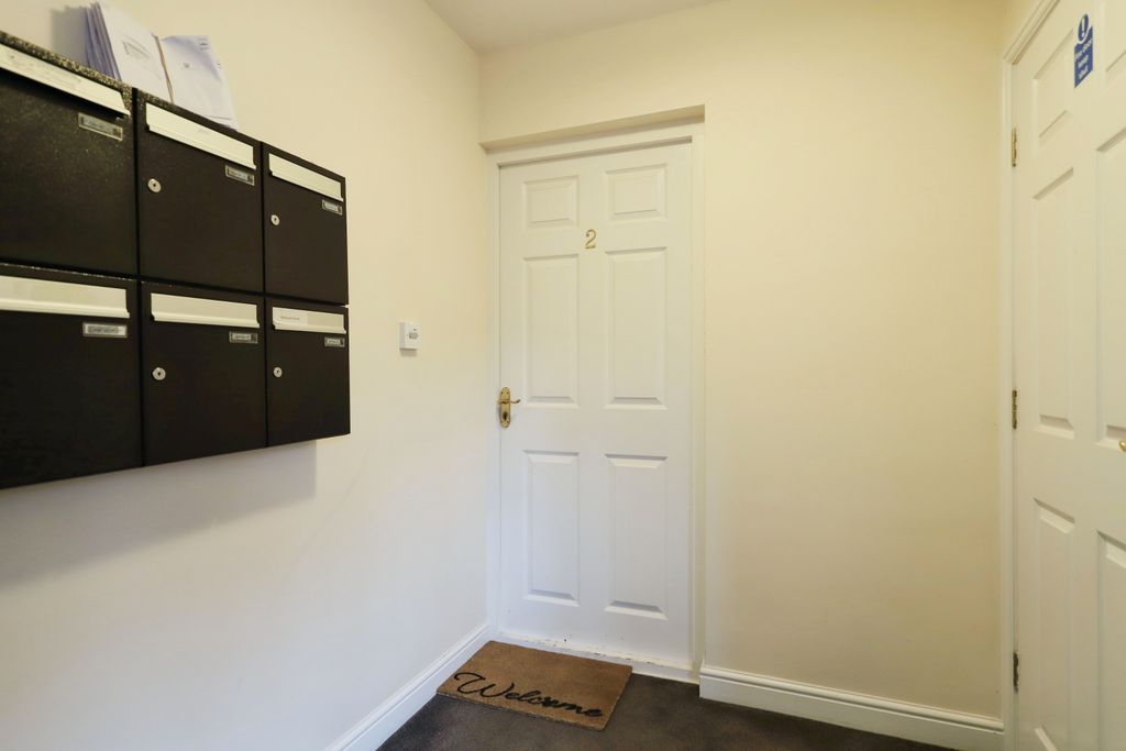 Property photo 2 of 17 Photography