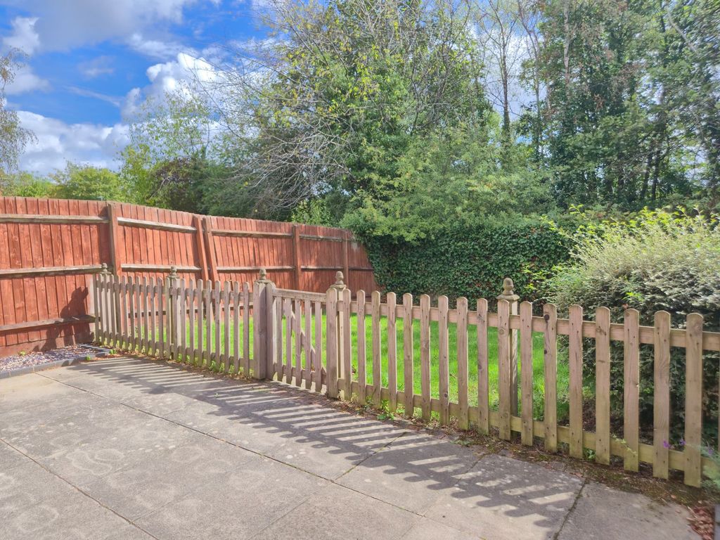 Property photo 3 of 12