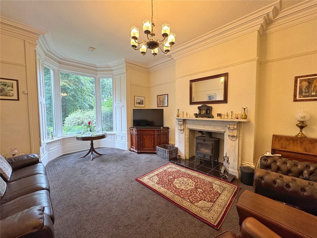 Property photo 3 of 56 Picture No. 24