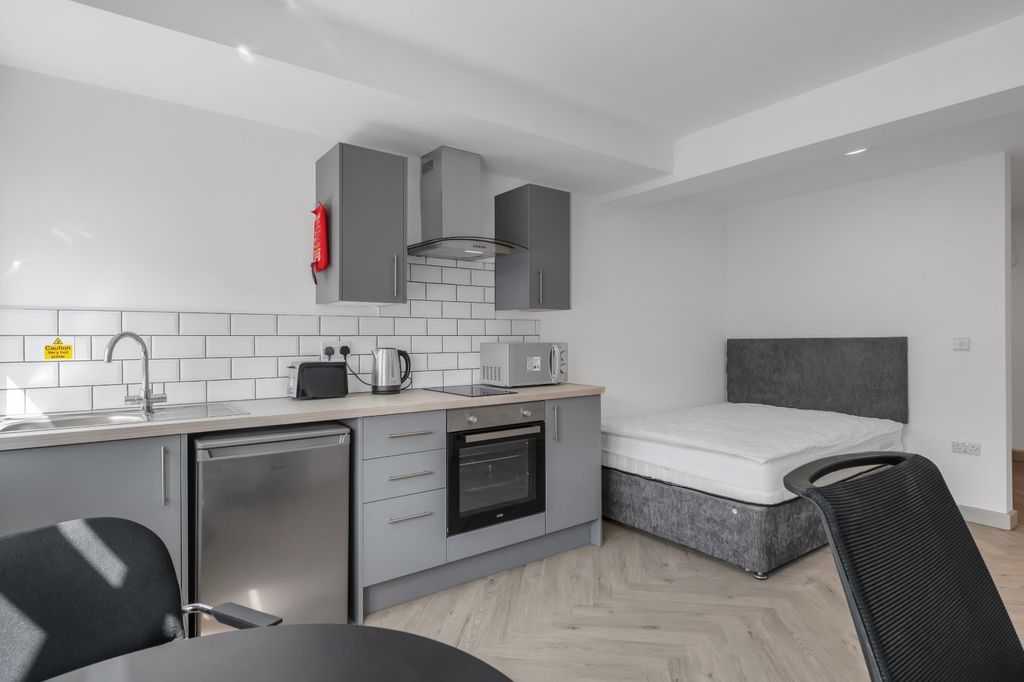 Property photo 1 of 6 Picture No. 03