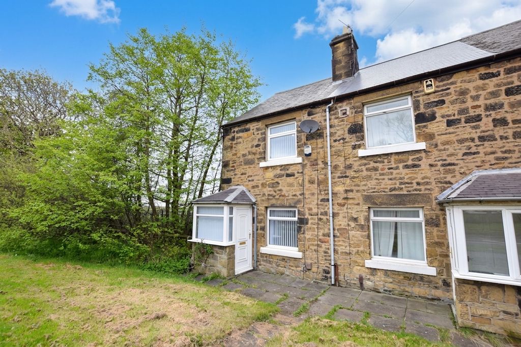 Property photo 1 of 6 External