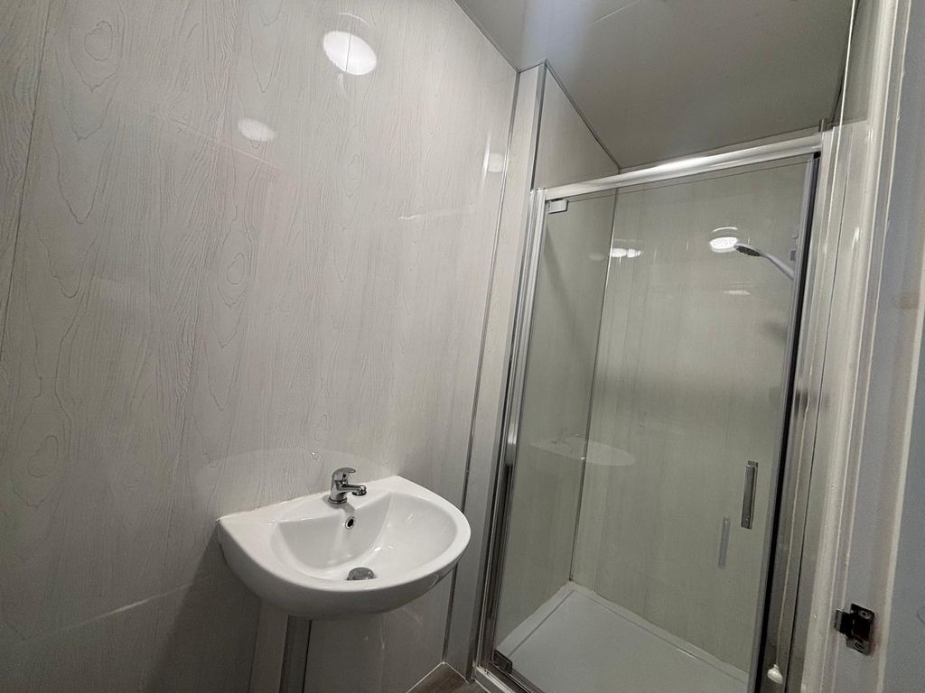 Property photo 3 of 3