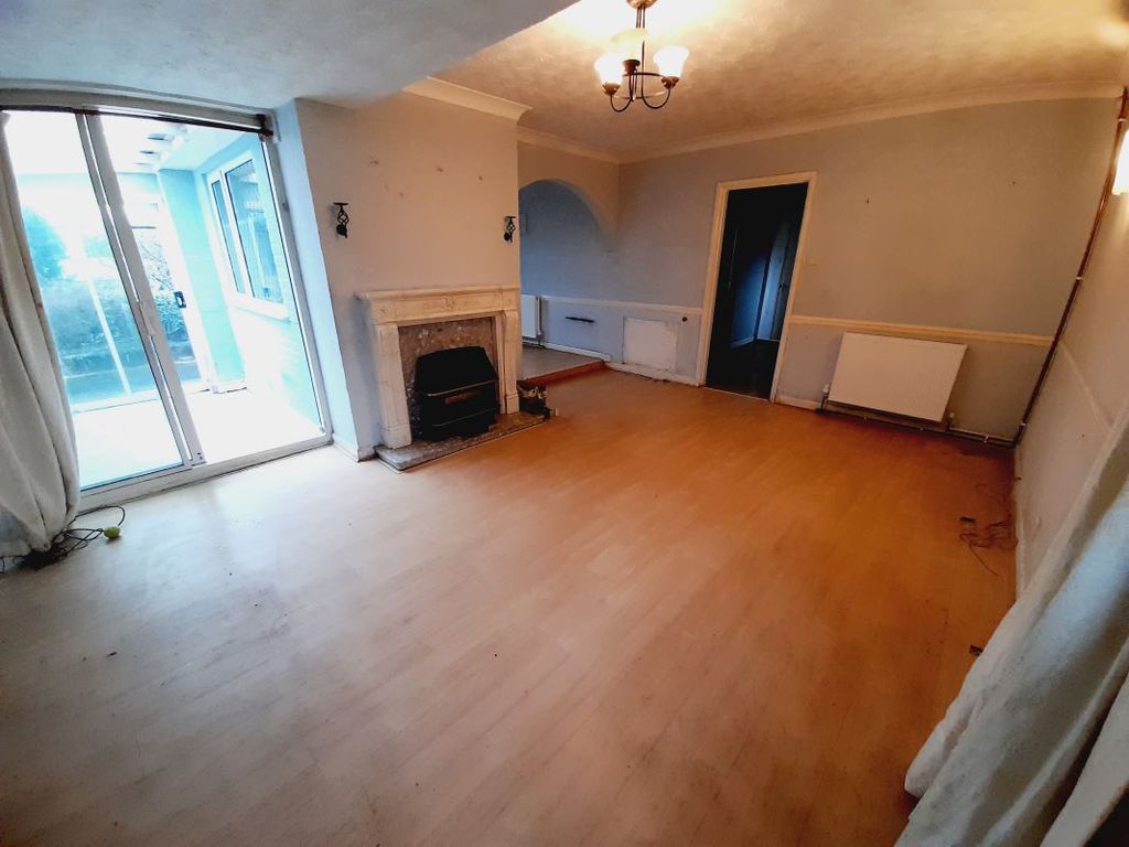 Property photo 2 of 10 Image 2