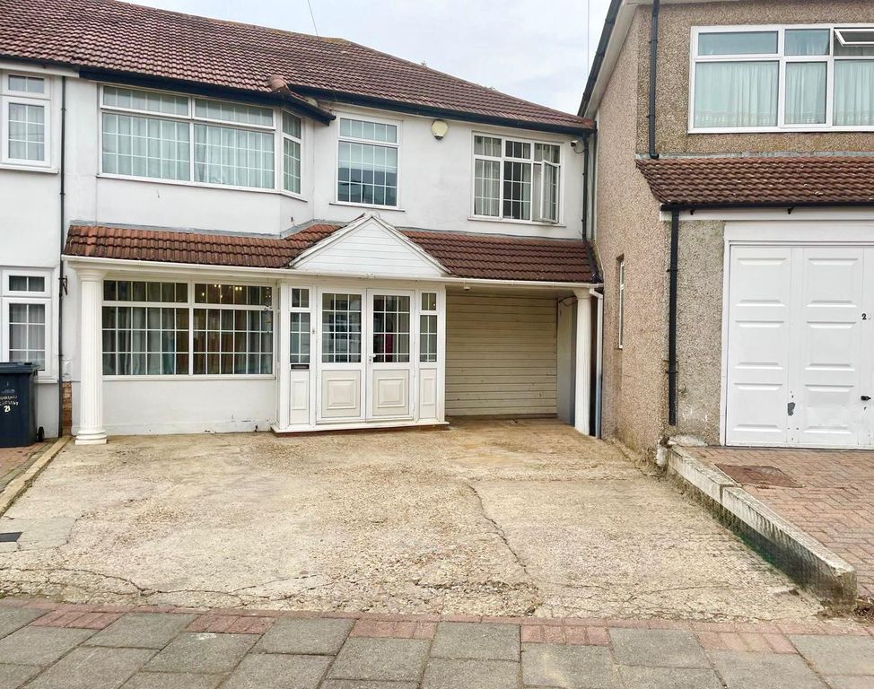 Property photo 1 of 21