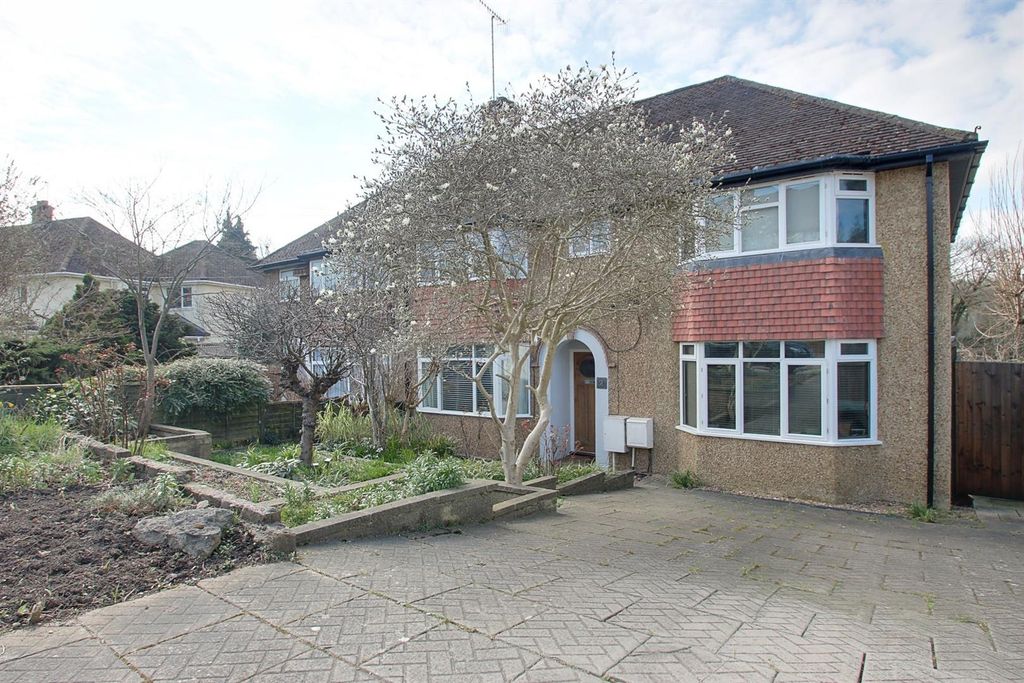Property photo 1 of 21