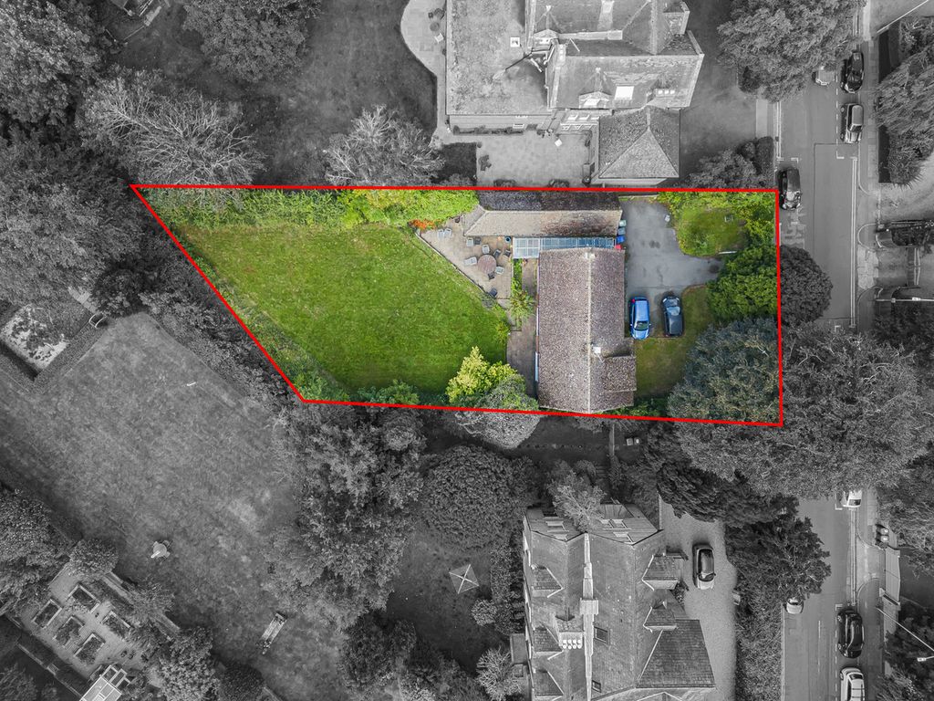 Property photo 3 of 26