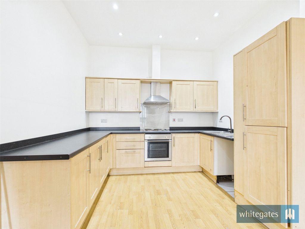 Property photo 3 of 9 Picture No. 15