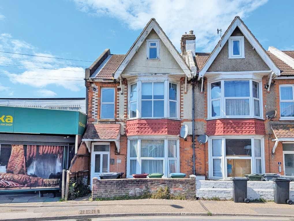 Property photo 1 of 5