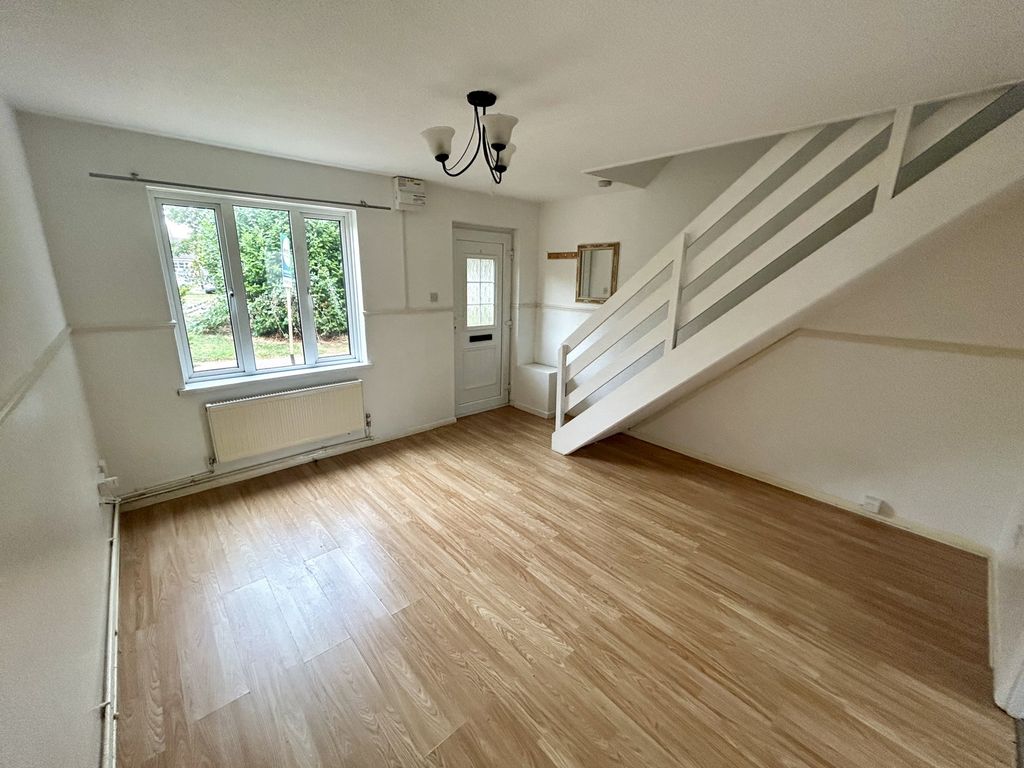 Property photo 3 of 14 Photo 4