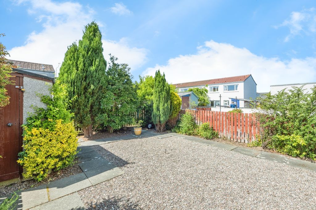 Property photo 1 of 16 Garden