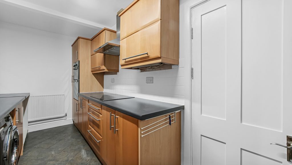 Property photo 3 of 12 Property