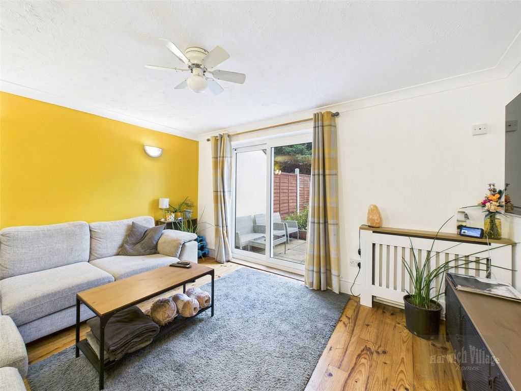 Property photo 3 of 20 Picture 3