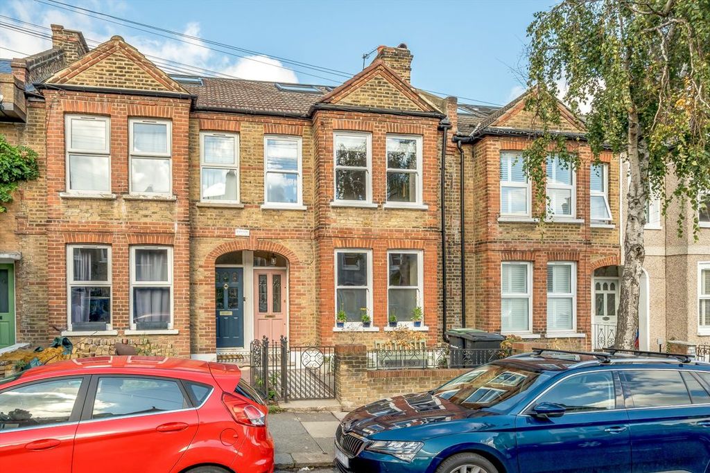 Property photo 1 of 10