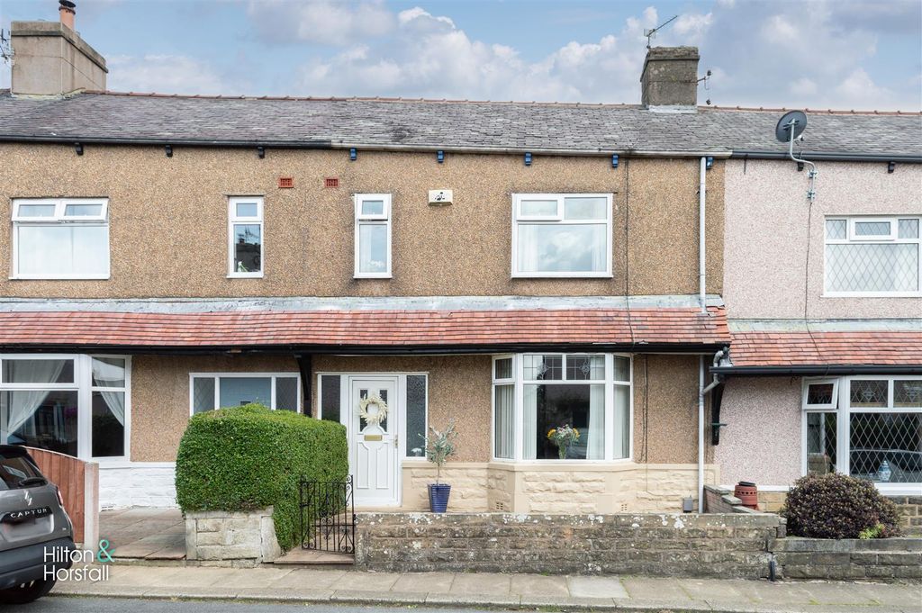 Property photo 1 of 18 Milford Street