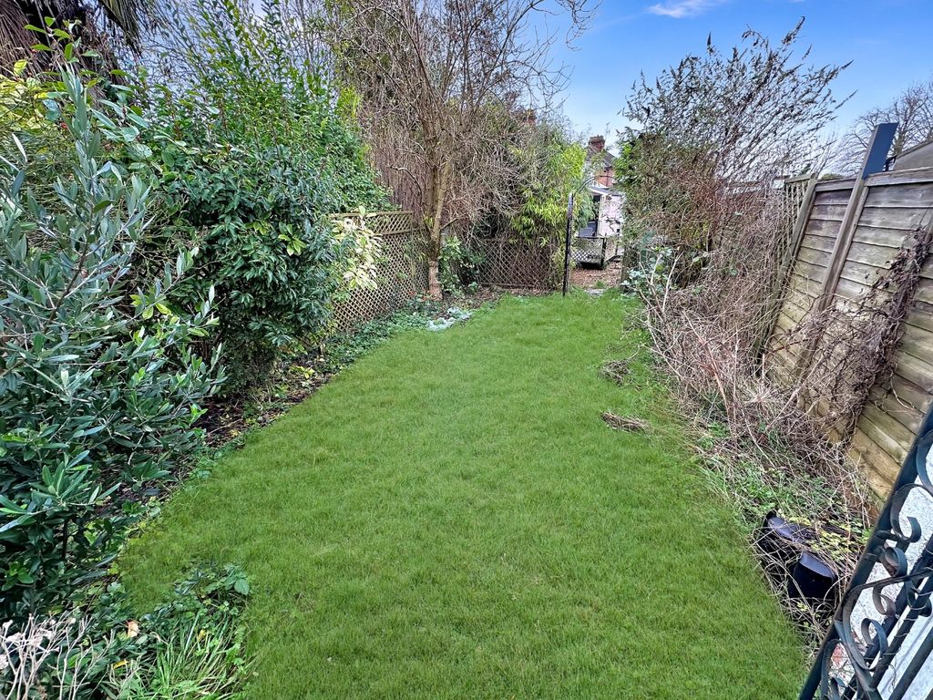 Property photo 2 of 12 3781794