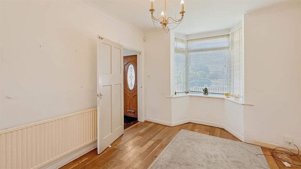 Property photo 3 of 17 99558c7d09F59c1E6B95Cb5210d7899c75Fe0609.Jpg