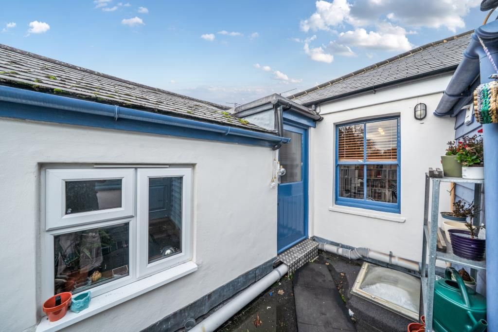 Property photo 1 of 12 External