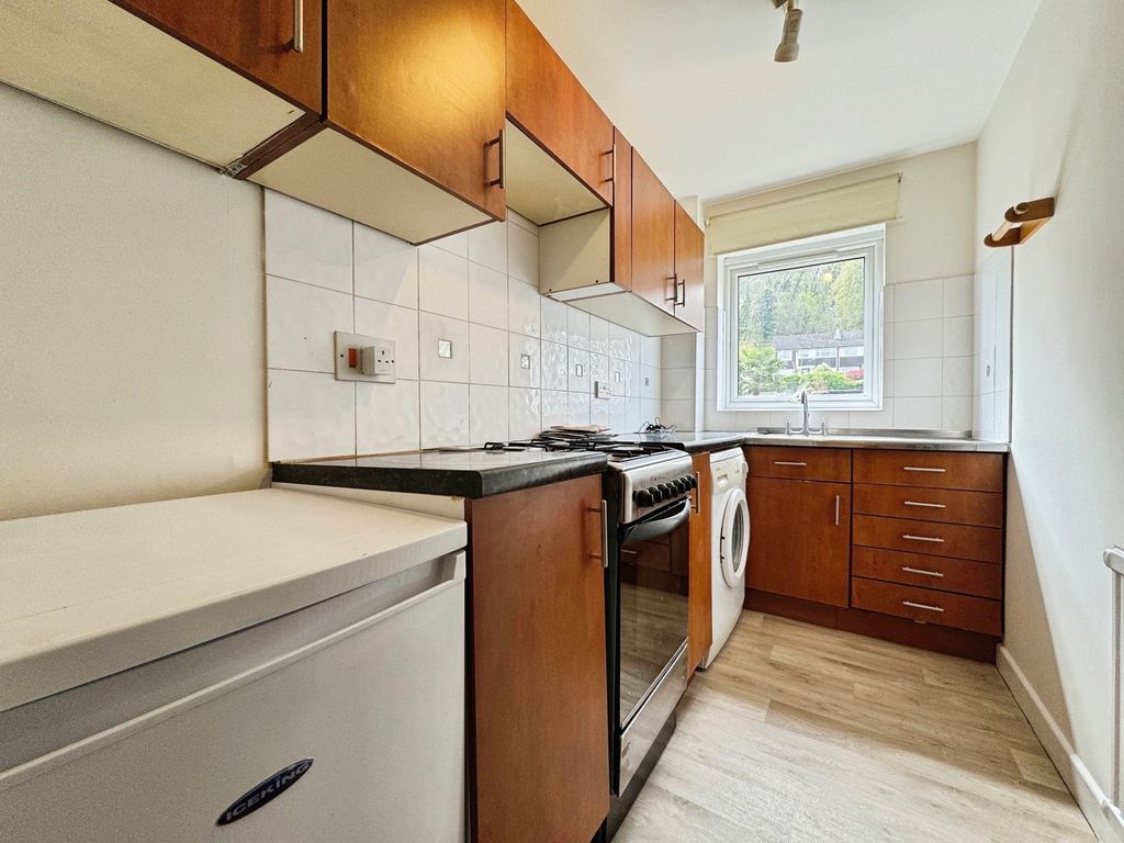 Property photo 3 of 10 Pbox-Img.Jpg