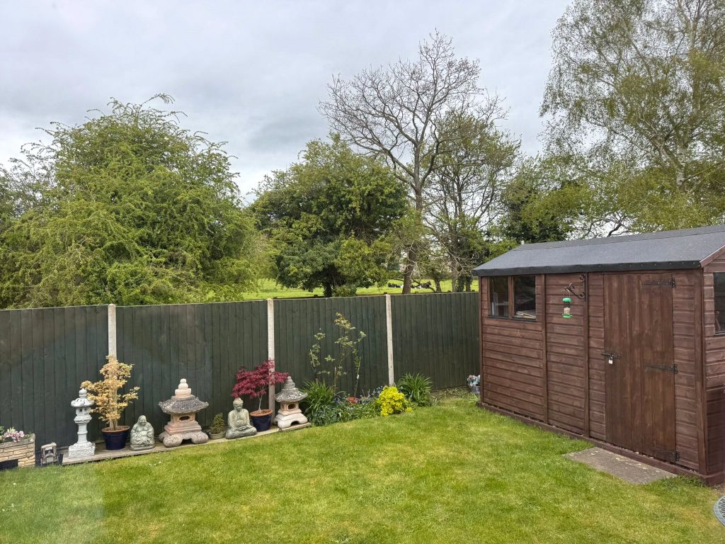 Property photo 2 of 8 Picture No. 30