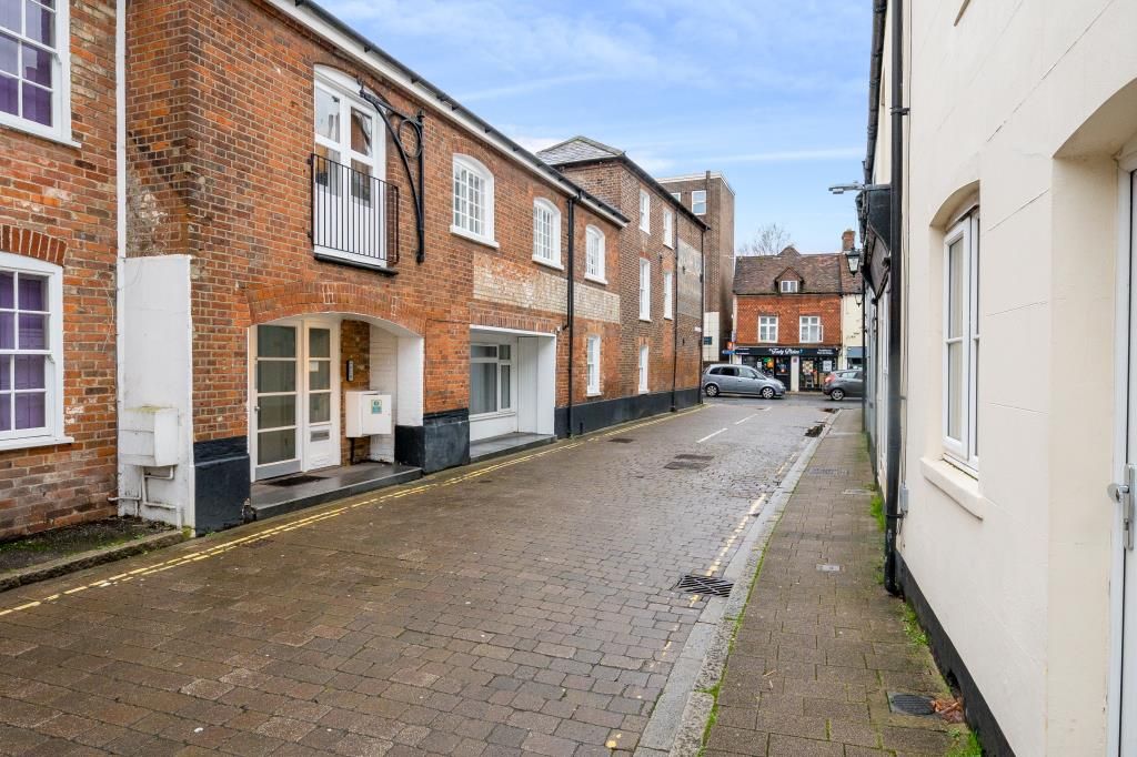 Property photo 1 of 19 External