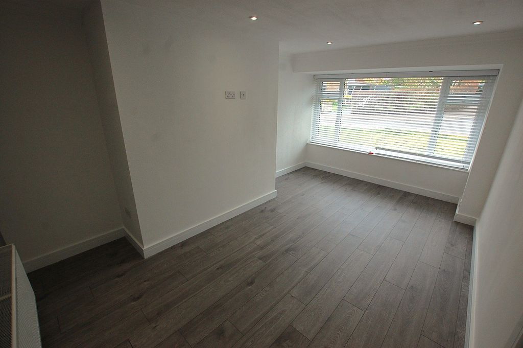 Property photo 2 of 15 Picture No. 01