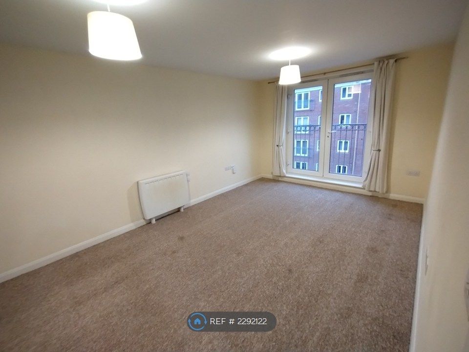Property photo 2 of 14 Lounge