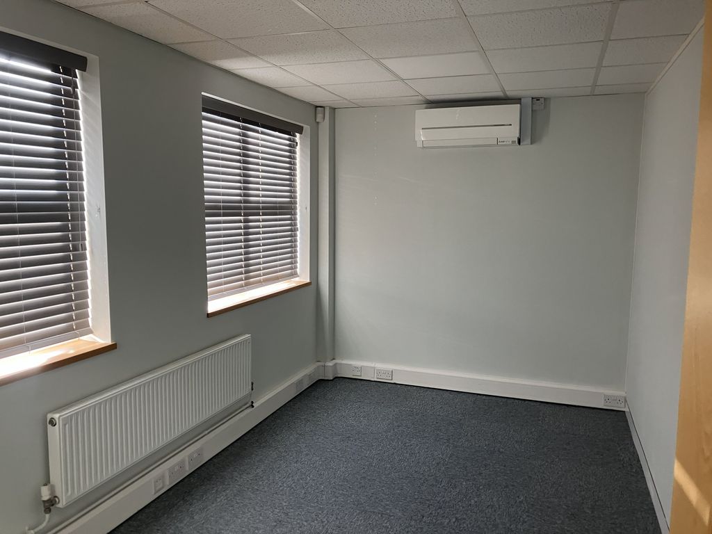 Property photo 3 of 3