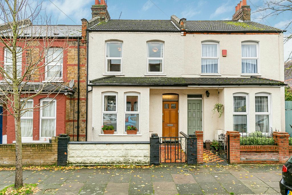 Property photo 1 of 27