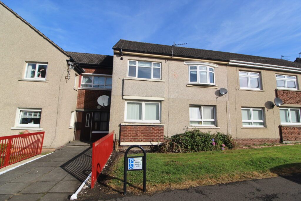 Property photo 1 of 11
