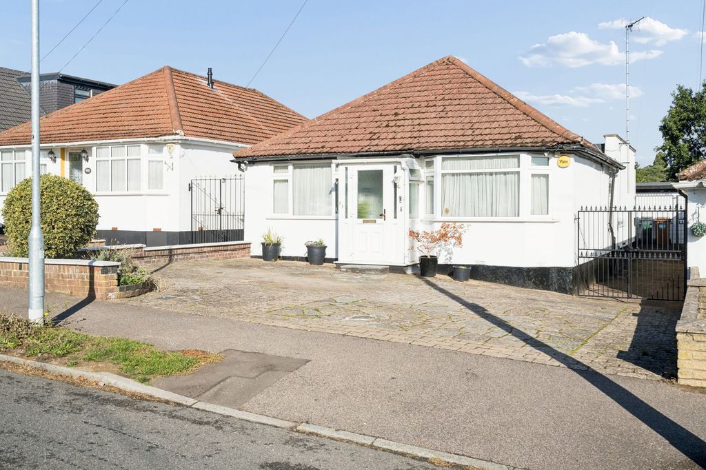 Property photo 1 of 16