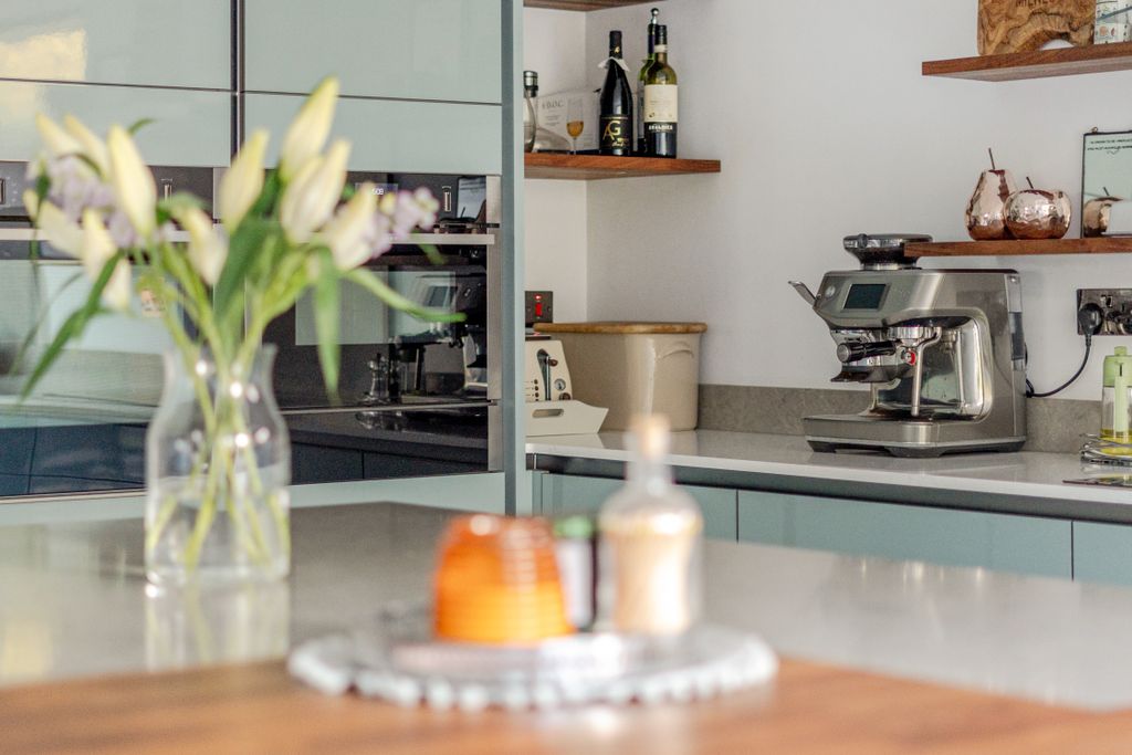 Property photo 3 of 35