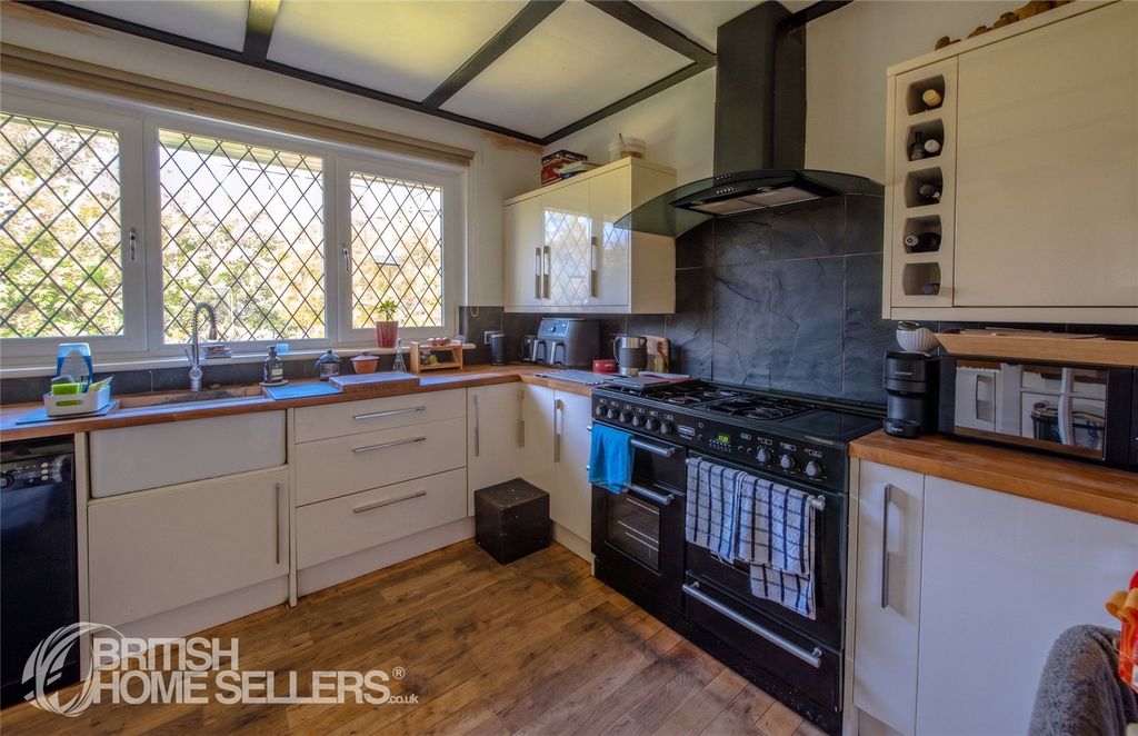 Property photo 2 of 13 Picture No. 08