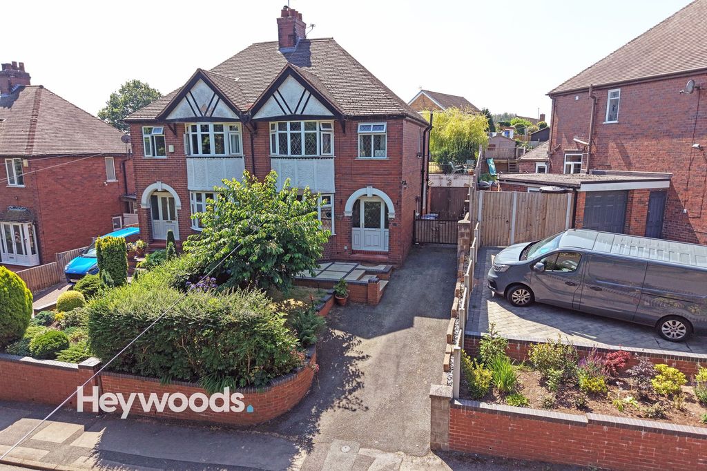 Property photo 1 of 37