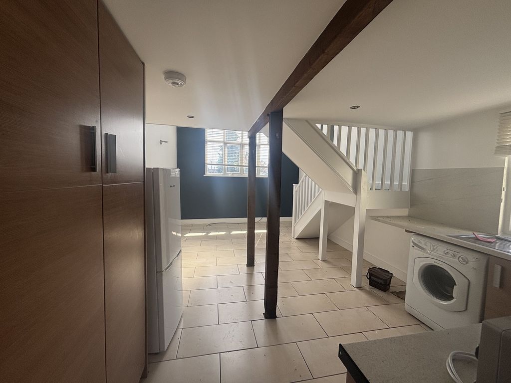 Property photo 3 of 6 Not Specified