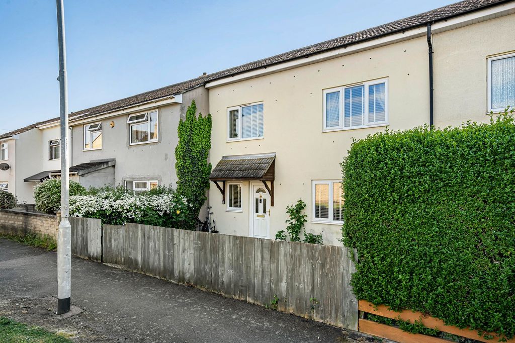 Property photo 1 of 19