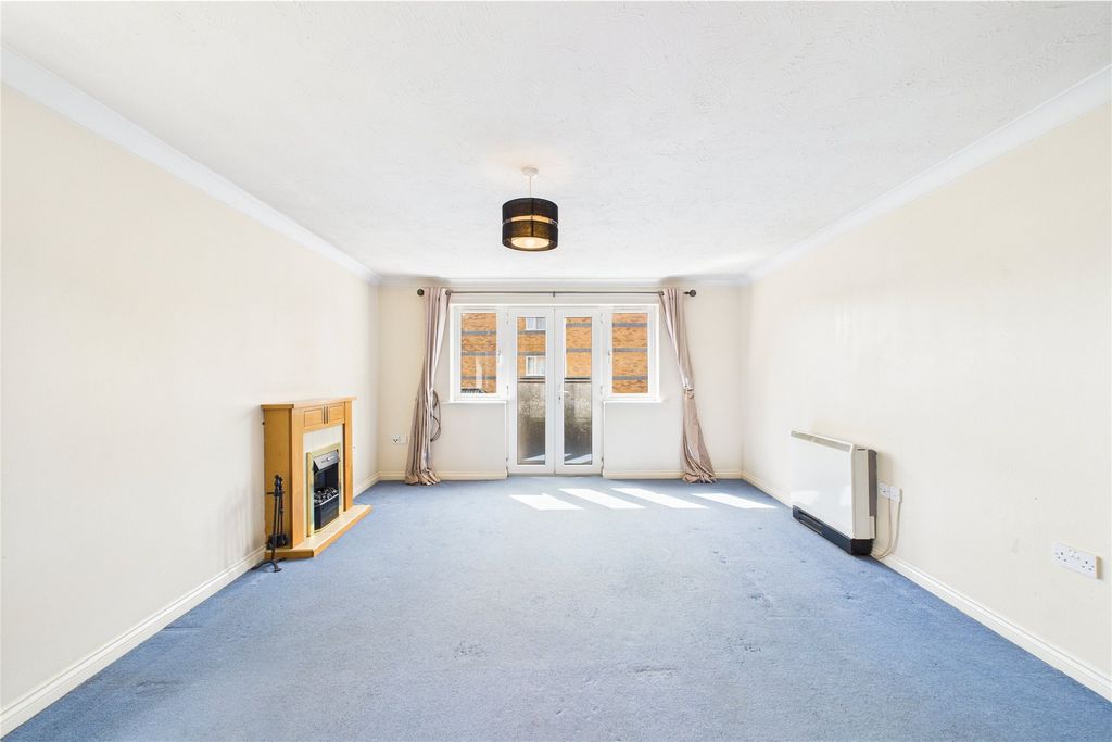 Property photo 3 of 7 Picture No. 37