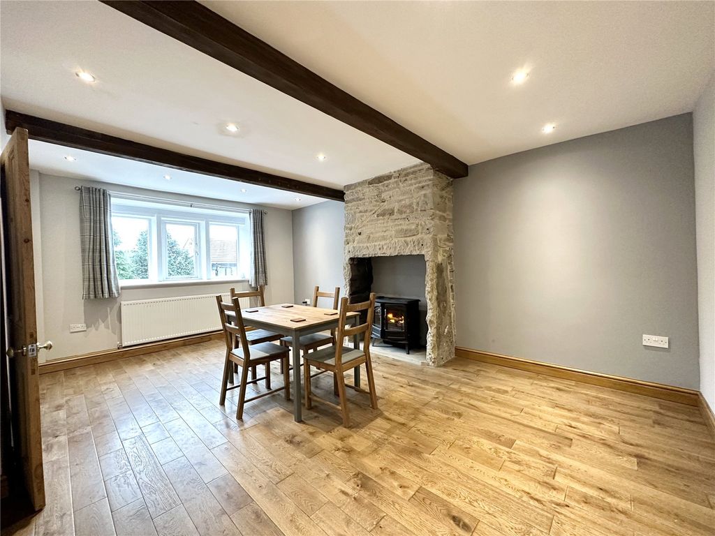 Property photo 2 of 12 Picture No. 10