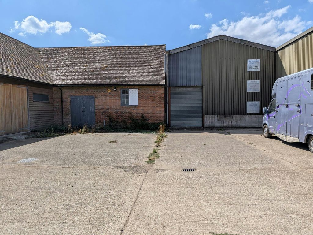 Property photo 3 of 7 1000072816.Jpg
