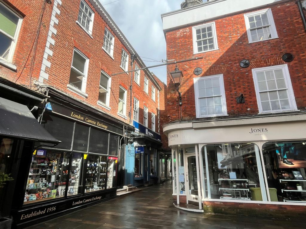 Property photo 2 of 2 Harringtons 2.Jpg