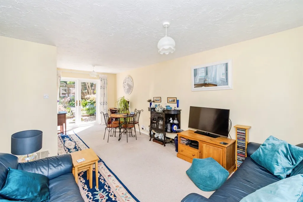 Barle Close, West End, Southampton SO18 - View 6