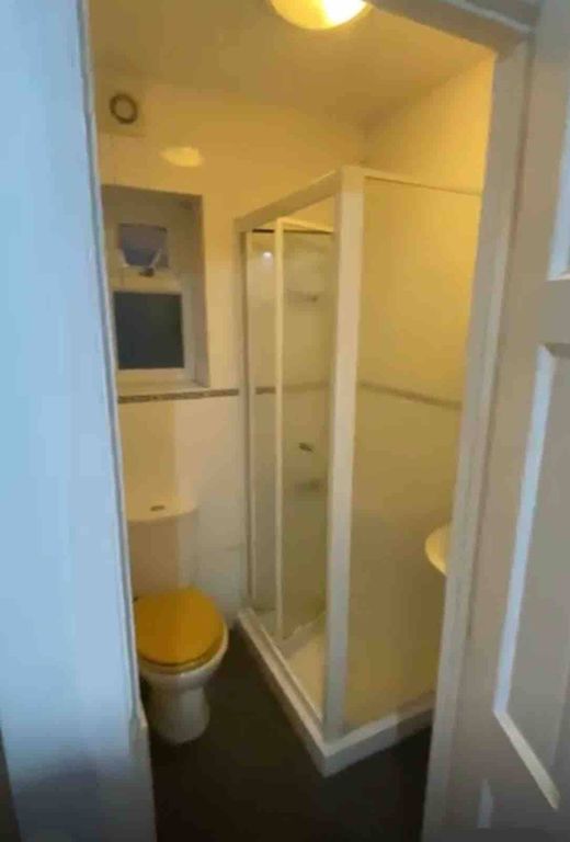 Property photo 2 of 8 Gallery