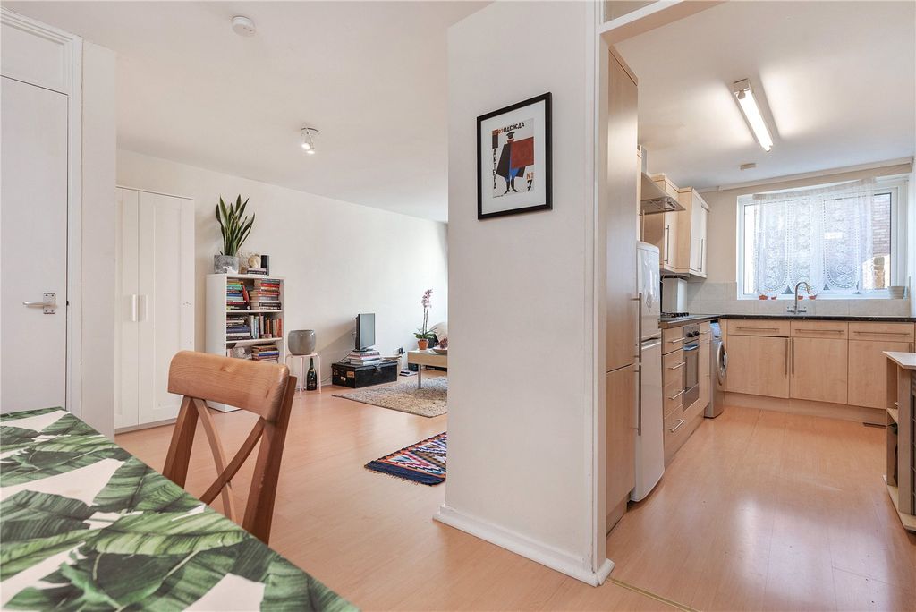 Property photo 3 of 12 Picture No. 38