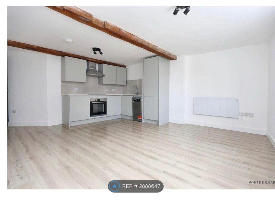 Property photo 2 of 9