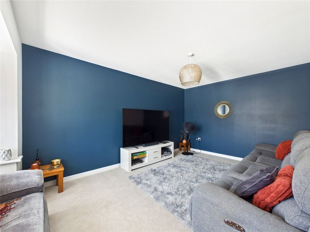 Property photo 3 of 18 Picture No. 23