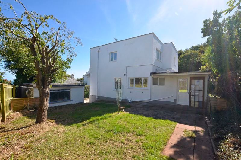Property photo 3 of 16 Photo 13