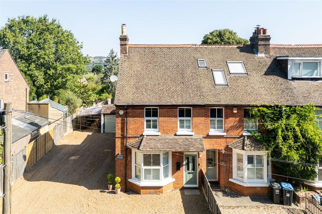 Property photo 1 of 37