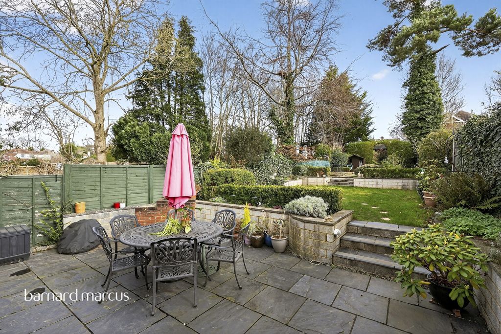 Property photo 3 of 17